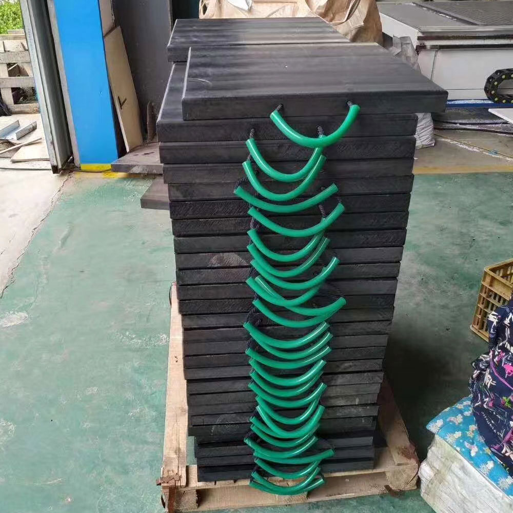 Patins de stabilisateur de grue